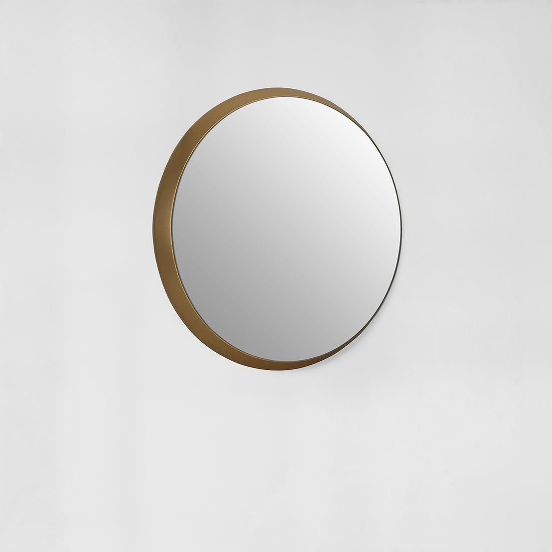 Athena Medium Round Wall Mirror With Gold Frame