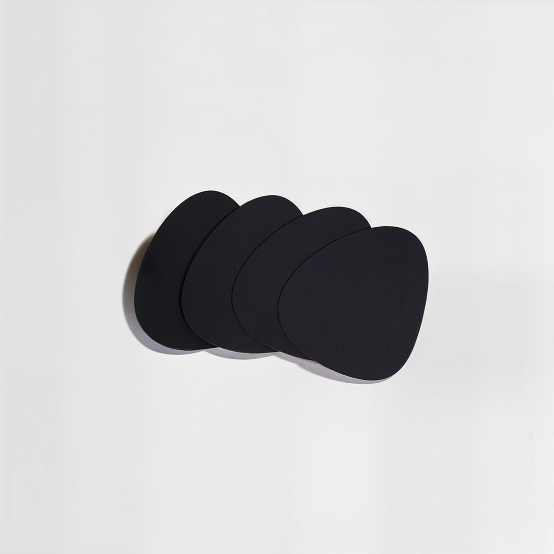 Catlins 4Pc Pebble Black Leather Coasters