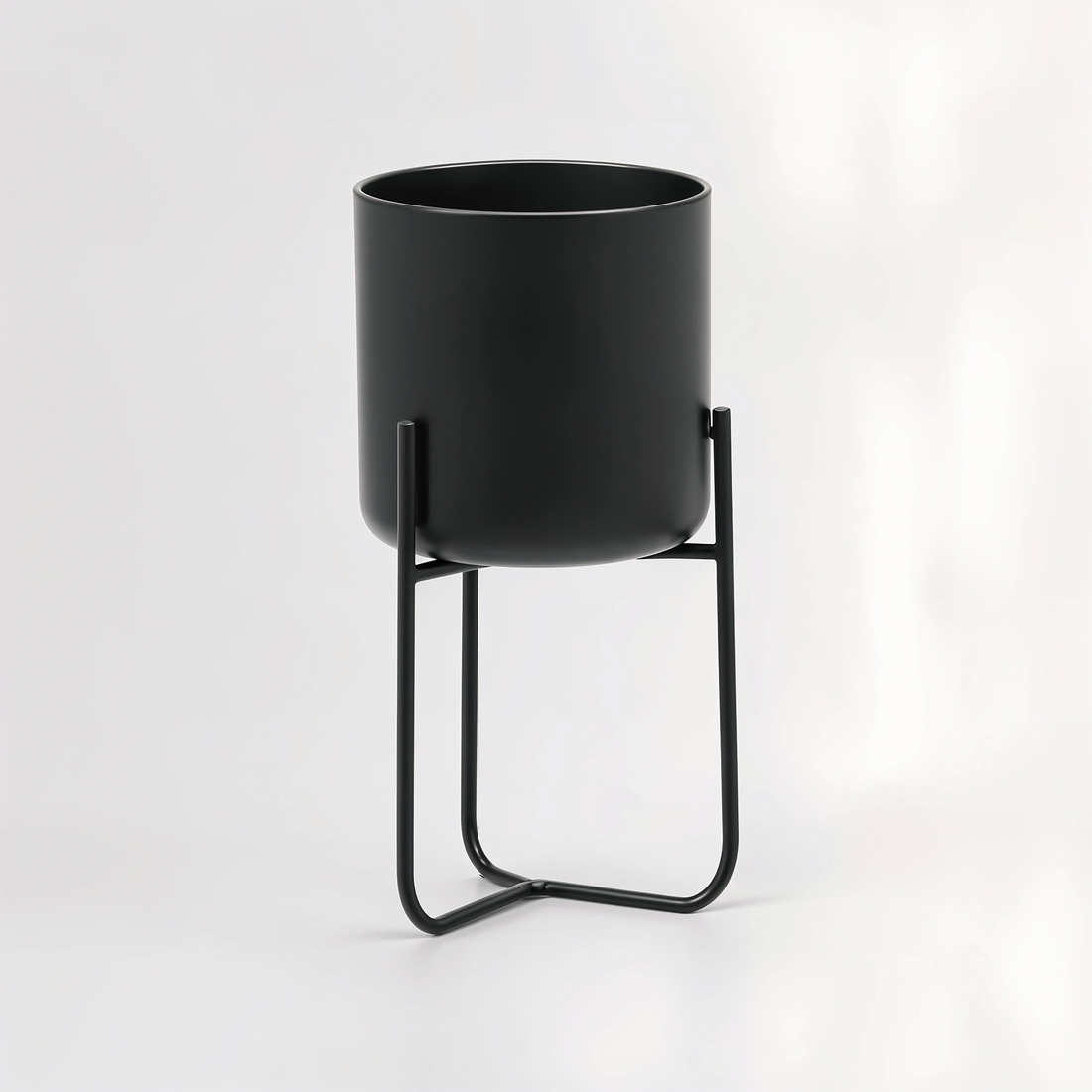 Avento Small Black Floor Planter