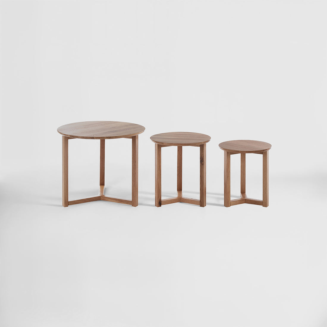 Visby Set Of 3 Oak Wood Side Tables