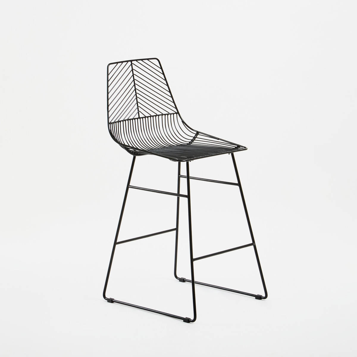 District Black Metal Wire Tapered Wire Chair