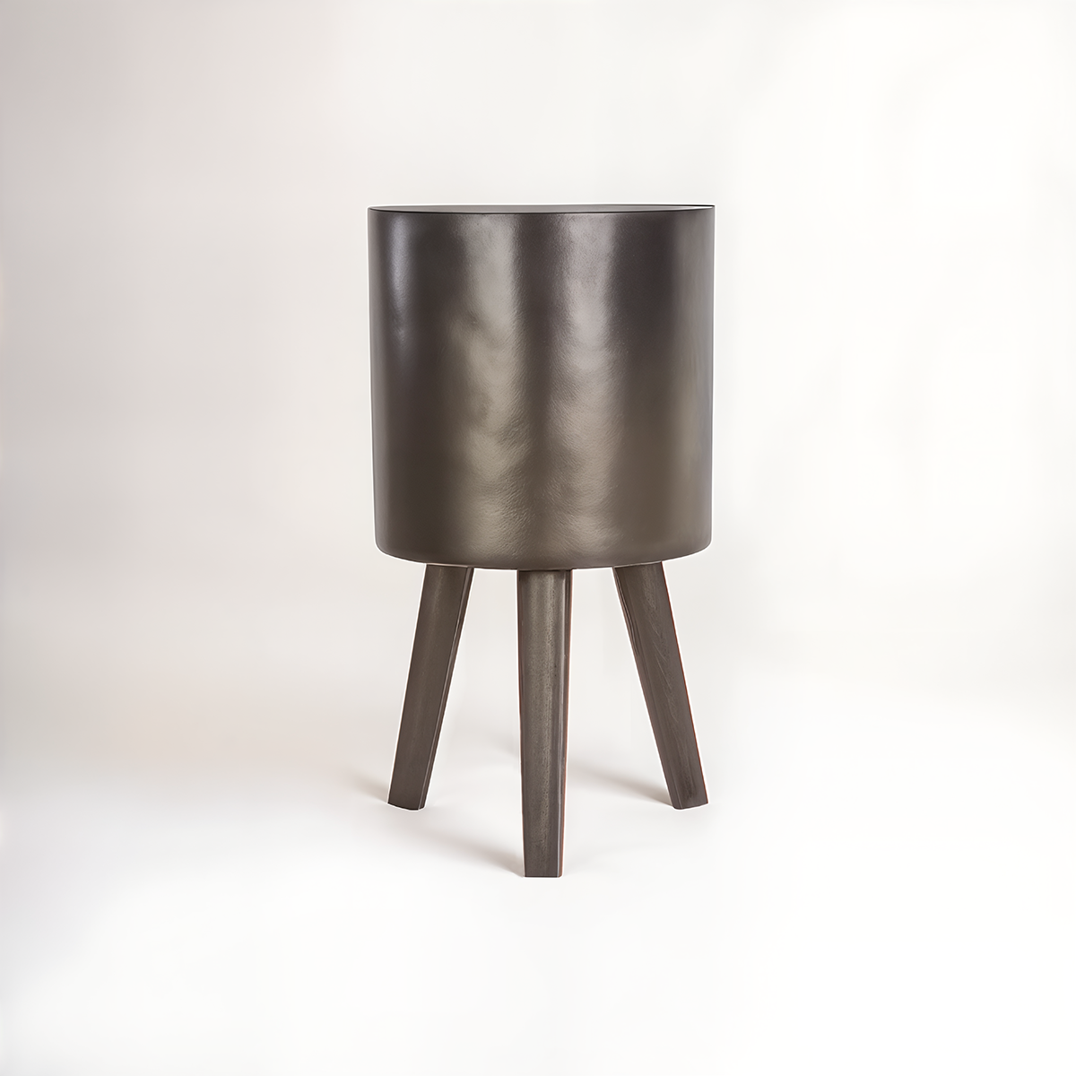 Darnell Small Black Finish Planter