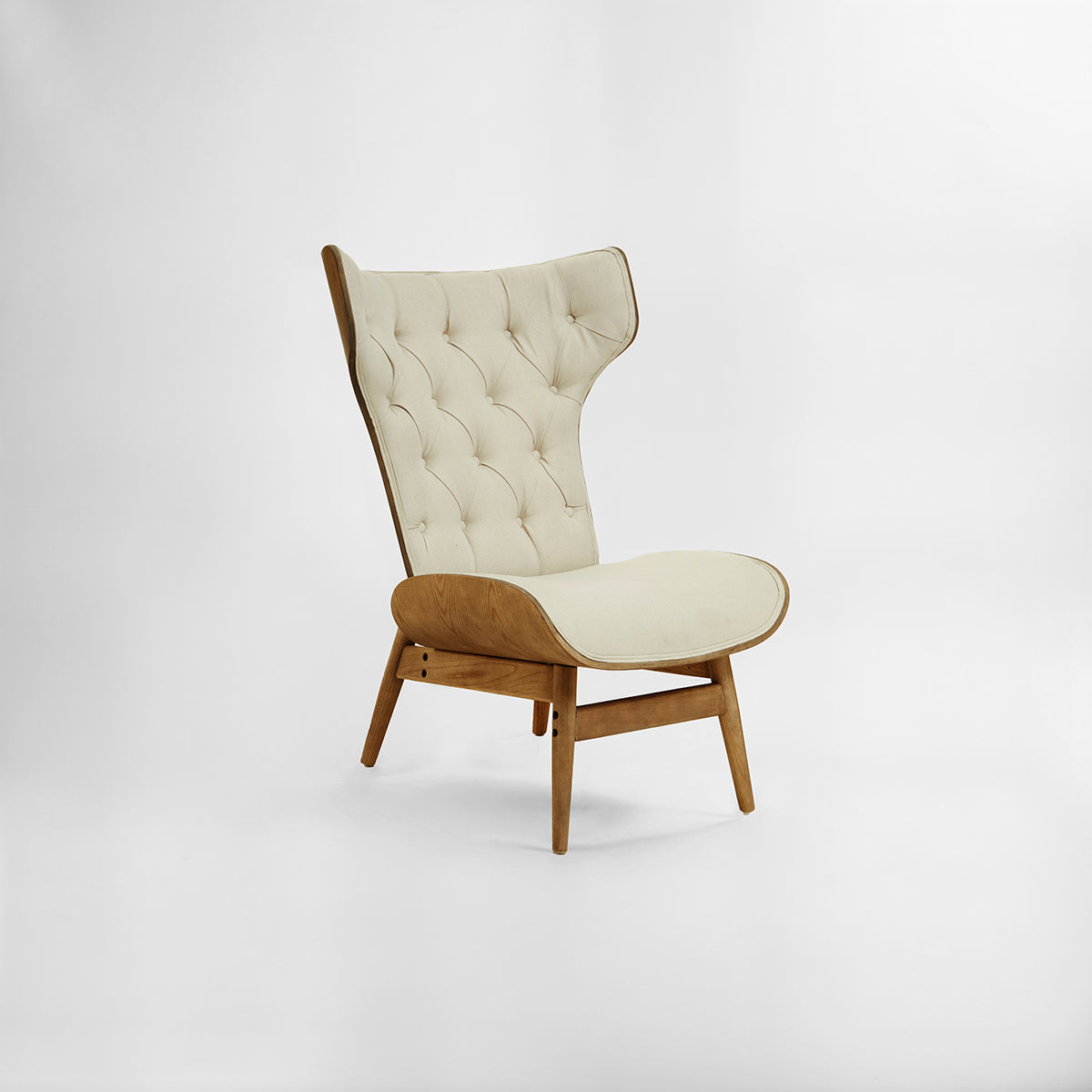 Vinsi Beige Chair With Winged Back