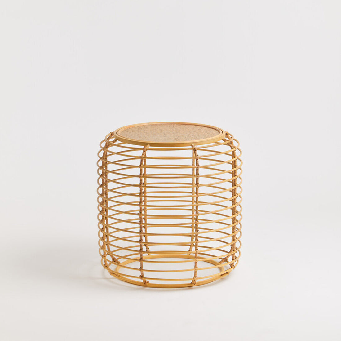 Trento Round End Table With Rattan Top